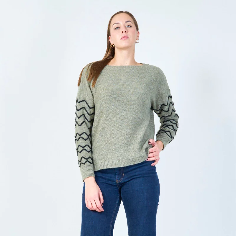 pullover sweater chill beige -Zigzag sleeve detail sweater wholesale