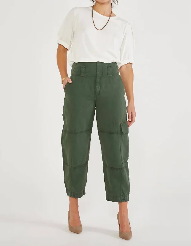 coral slim fit pants sleek -Juni Relaxed Cargo Pant In Forest Green